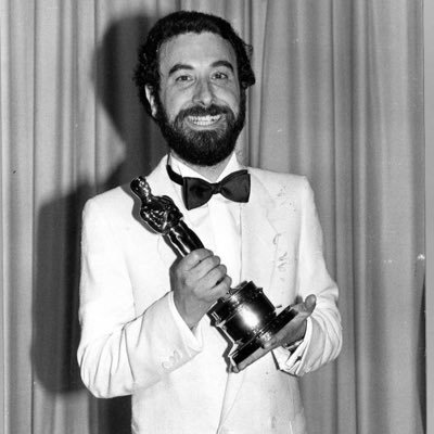 JdMRomeroBarea's tweet image. “#Creador de #vidas de #repuesto” #JoséLuisGarci Mi #artículo #homenaje en @QuimeraRevista #gracias @Classics_Garci #40años del #Óscar a #VOLVERAEMPEZAR #Enhorabuena @amujoa #PremioMuñozSuay de la @Academiadecine #Felicidades @HatariBooks #FelizSábado romerobarea.wordpress.com/2023/05/02/jos…