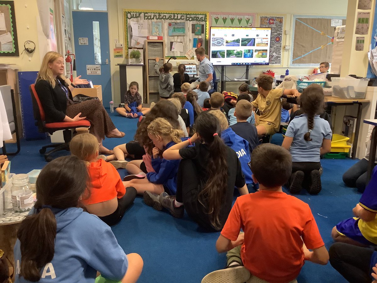 MCPS_year4's tweet photo. A huge thank you to @JBryantWales for visiting us yesterday. We discussed environmental issues in our local area and we have lots of new ideas for our new inquiry. https://t.co/W5vTY0EJME
