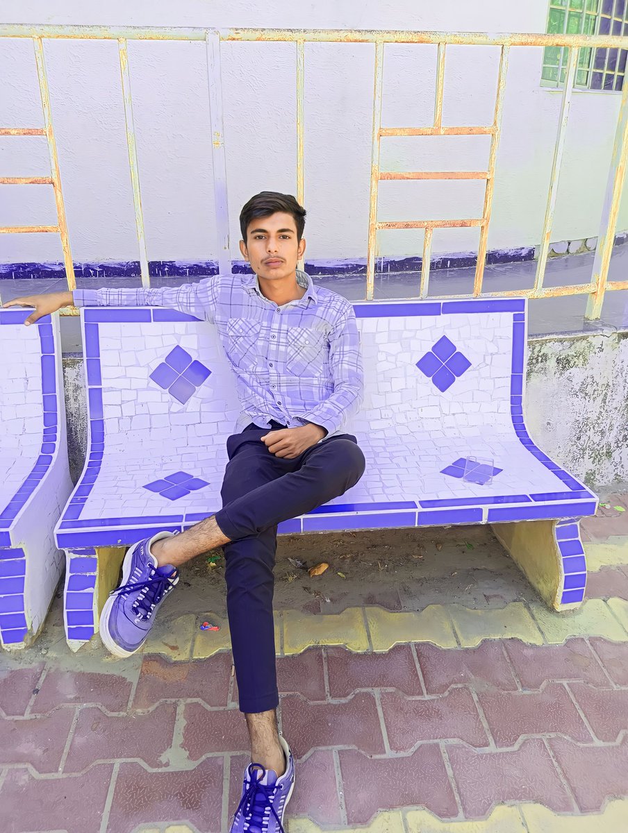 pk_chaudhary_'s tweet image. Brother 🥰💖
#SureshChaudhary