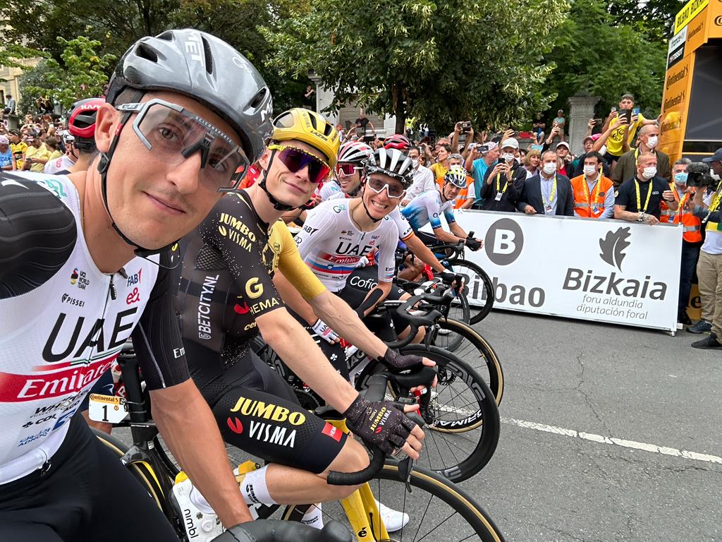 LeTour's tweet photo. Everyone 🙂

@TamauPogi 😄

#TDF2023 @letour_euskadi https://t.co/AshxqSPcQK
