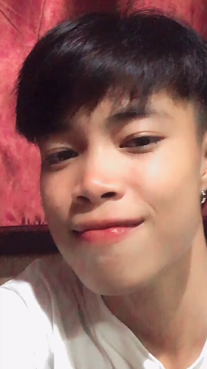 PT14Mon's tweet photo. ดีแค่ไหนก็สู้เขาไม่ได้อยู่ดี✌🏻#ทอม #สุรินทร์ https://t.co/Xo6eSEcSSQ