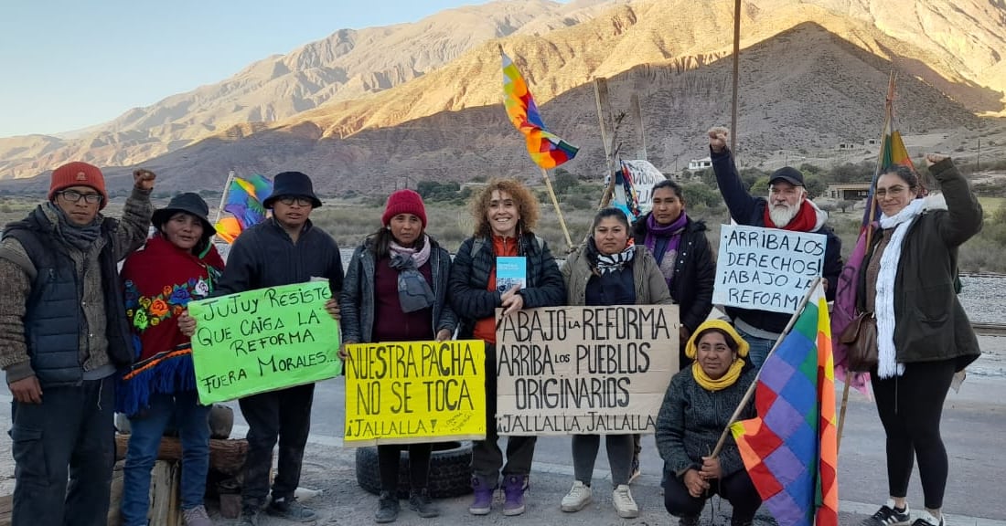 En Jujuy vi las caras de esas mujeres y hombres, comunidades soportando viento y frío, poniendo el cuerpo en las rutas, en la ciudad la gente marchando, muchxs apoyando y del otro lado la dirigencia política cagandose en todo! Jujuy ejemplo de Lucha y Resistencia #JujuyDePie