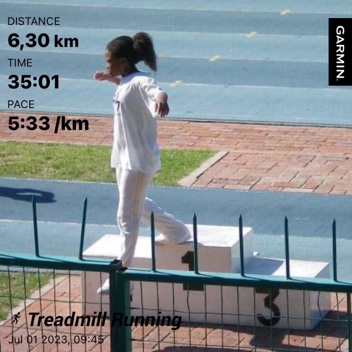 thandymatlaila's tweet photo. Consistency is key…and so is balance 😉
Some strength @SWEAT1000 with a young 6km.
Hello July 🥰
#RoadToRecoveryRun
#RunningWithTumiSole
#FetchYourBody2023
#IChoose2BActive
#ThandyMWellness #TrapnLos #RunningYogi https://t.co/B5AVmEVkBB