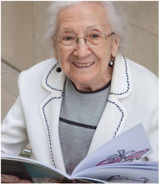 #Taldiacomavui fa 110 anys va néixer Joana Raspall i Juanola, escriptora, lexicògrafa i bibliotecària.

El seu llegat és incalculable i perdura avui en els seus llibres i sobretot en la veu dels petits lectors.

Seguim revindicant-la!

<a href="/JoanaRaspall/">Joana Raspall</a>

ca.wikipedia.org/wiki/Joana_Ras…