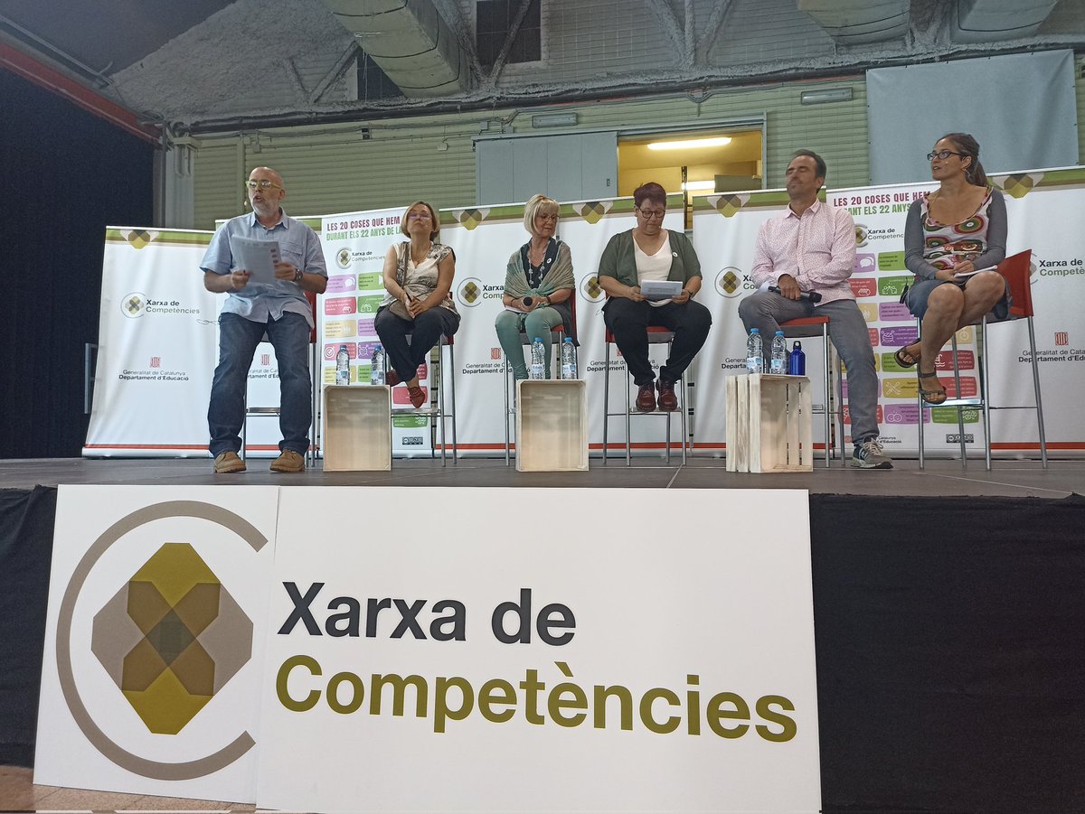 Xarxa de Competències tweet media