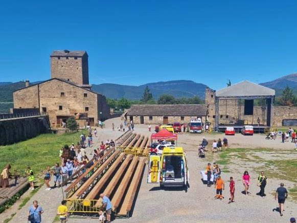 Hoy <a href="/Amb_Tenorio/">Ambulancias Tenorio</a> está participando en unas jornadas muy especiales. 
Gracias a todos los que estáis disfrutando de ellas con nosotros y la
#AsociacionSonrisas