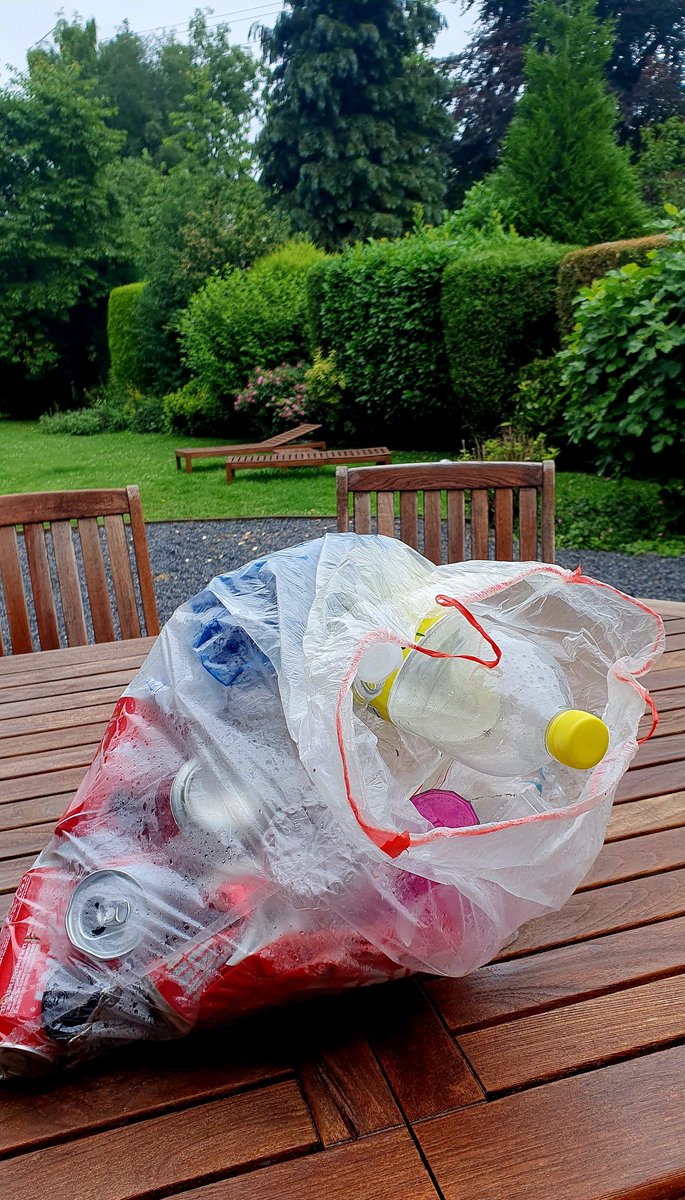 VroniqueMonmar1's tweet photo. Je marche tous les jours.
Aujourd'hui, j'ai marché utile.
#Trashwalk
#Neupré https://t.co/JcOsACRU0p