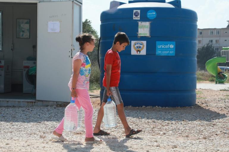 Kuveyt, Türkiye ve Suriye'deki depremlerden etkilenen çocuklara sağlanan temel hizmetlerin arttırılması için 17 milyon ABD doları değerinde bağışta bulunacak.