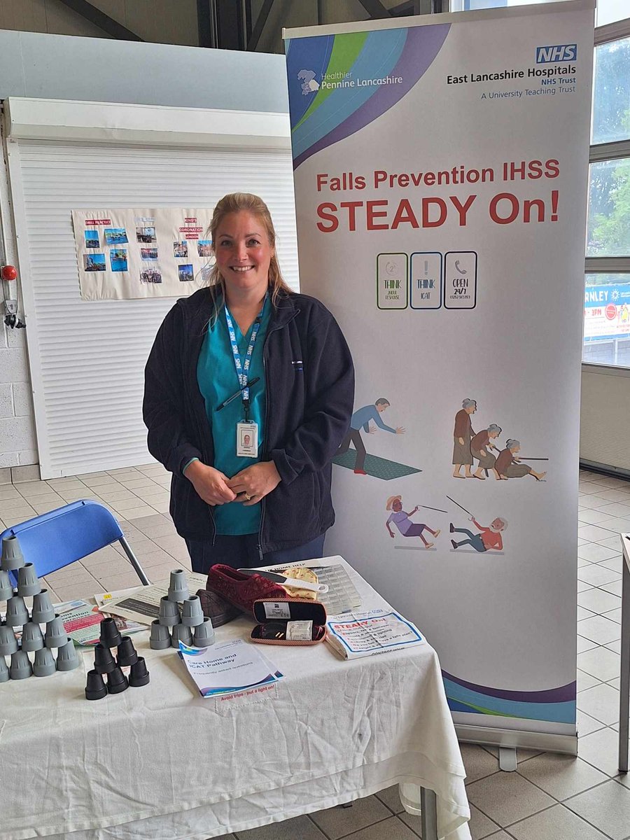 Come and join us @LancashireFRS Burnley Fire Station for our @NHSEngland health event. There's facepainting, Fire engines, information and advice. 🔥🚒🤒🤕💊