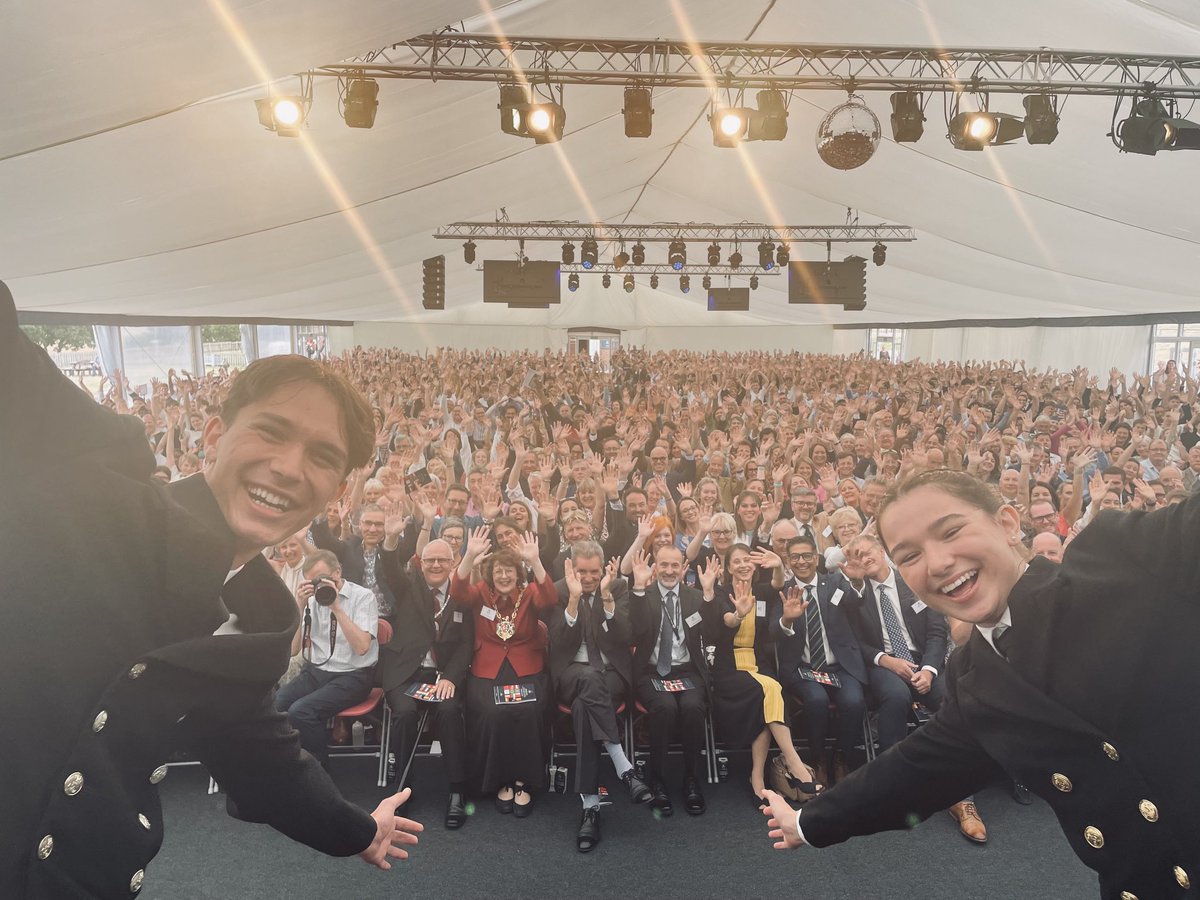 Simon Lockyer tweet media