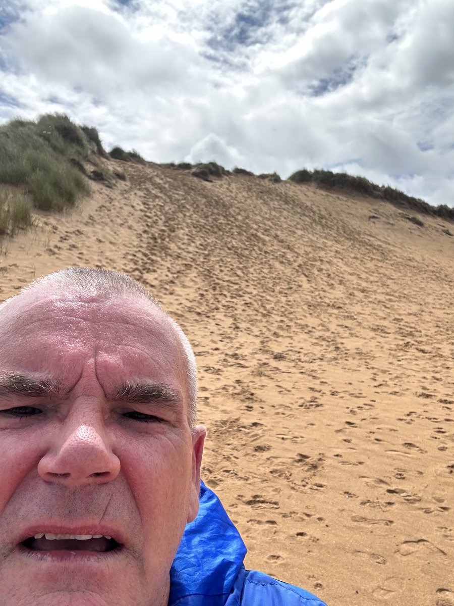 Broch beach for a run.. A long time since I have crawled up this bad boy on my hands/ knees 🤣in July..😳.. #memories #tigerhill