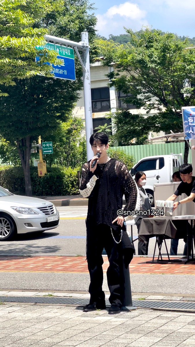 Snosno1224's tweet photo. 오늘 우야 완전 찢었다💦💜

#HANSEUNGWOO #한승우 https://t.co/7f2s6rlrKy
