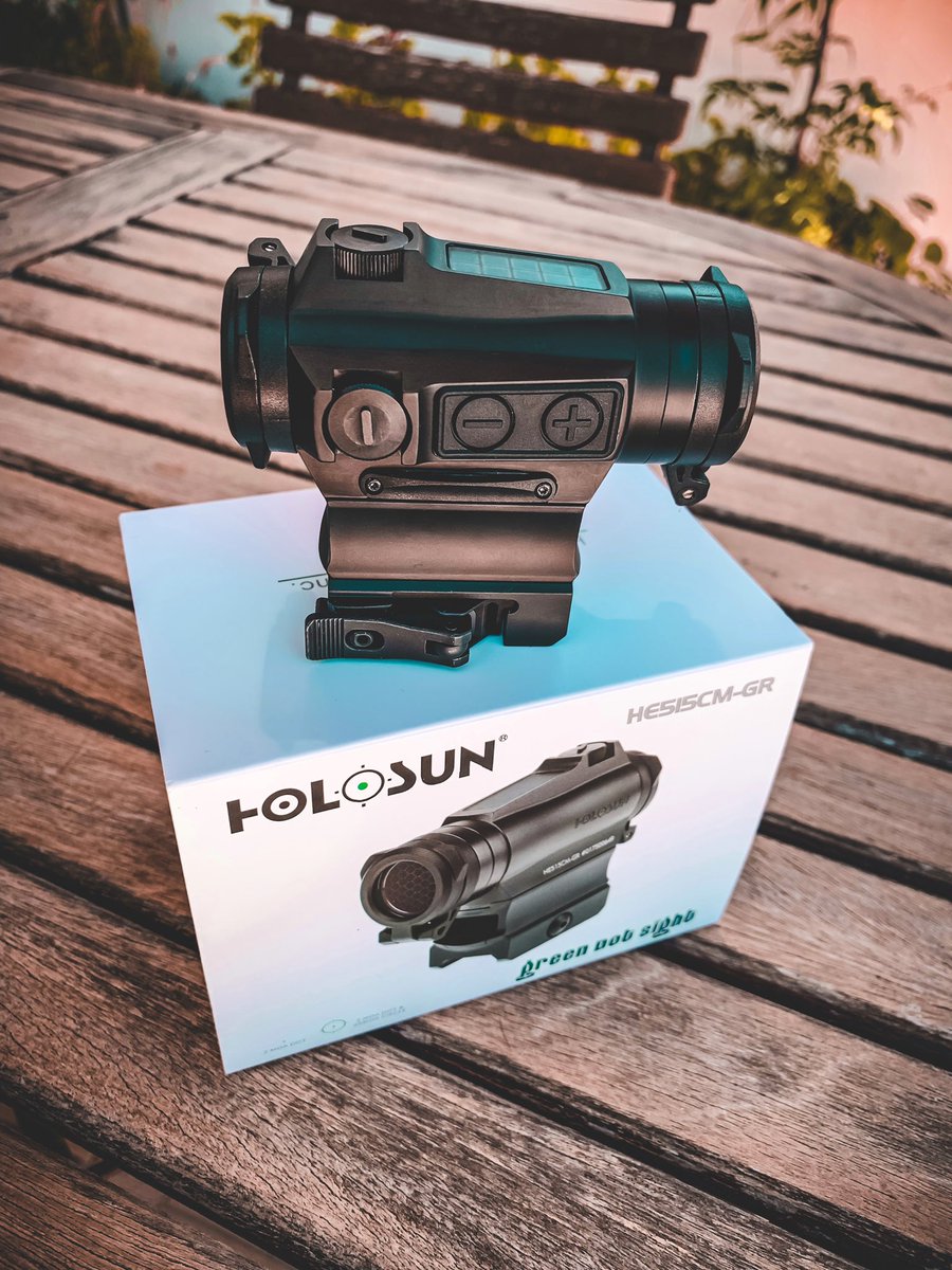 Me llegó mi primer mira real de <a href="/holosunoptics/">Holosun Optics</a>! Estoy muy hypeado por estrenarla 🤤