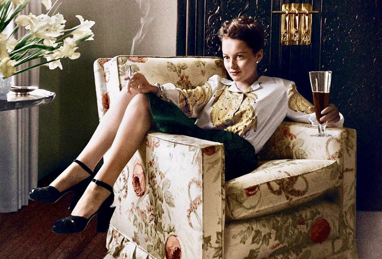 RT @JuanFerrerVila: Olivia de Havilland (July 1, 1916 – July 25, 2020). https://t.co/HbpEpRTLdh