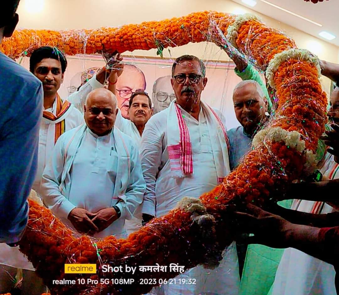 ashusingh80's tweet photo. मध्यप्रदेश विधानसभा के नेता प्रतिपक्ष, पूर्व मंत्री, वरिष्ठ कांग्रेस नेता आदरणीय डॉ. गोविंद सिंह जी को जन्मदिन की हार्दिक बधाई एवं शुभकामनाएं
@GovindSinghDr https://t.co/CercoJWitp