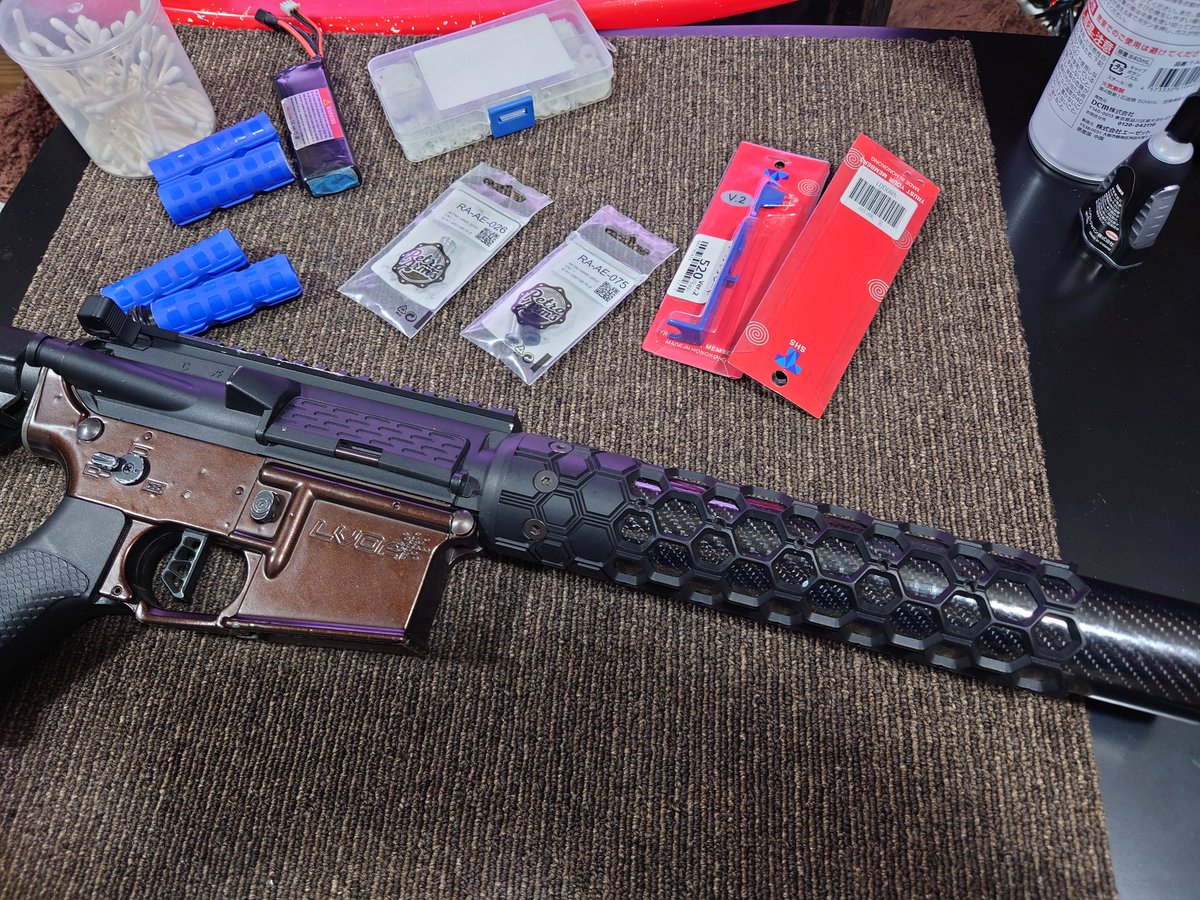 yasu_airsoft's tweet photo. 明日のサバゲーの為に久々メカボ開けた😄
明日は天気良さそうだし暑そうだな～ https://t.co/z1llJ0JhEF