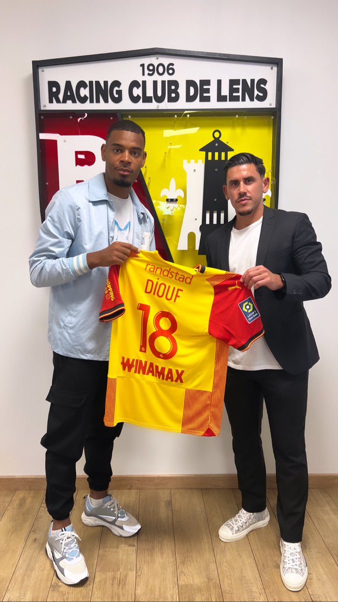 AAlanSport's tweet photo. C’est signé! ✍🏼
Andy est Sang&amp;Or ! 🔴🟡

Une nouvelle étape dans la carrière d’Andy Diouf, qui rejoint le @RCLens et retrouvera la @ChampionsLeague la saison prochaine. https://t.co/VRsHbk9dJ7
