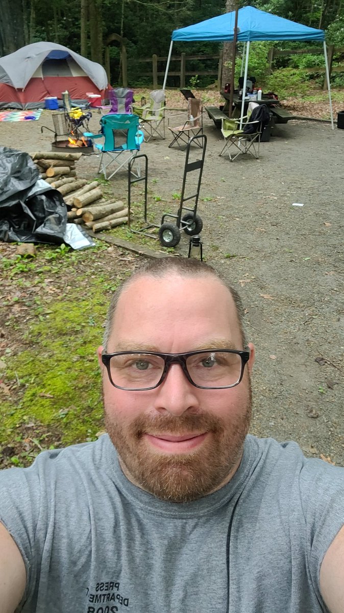 eric103182's tweet photo. Nothing like good Ole camping 😁 https://t.co/QyubI5YlBm