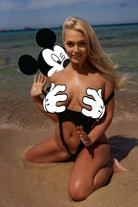 RT if u wish u were Mickey, like if u wanna make it a threesome 👀 https://t.co/I5OtXZchXo