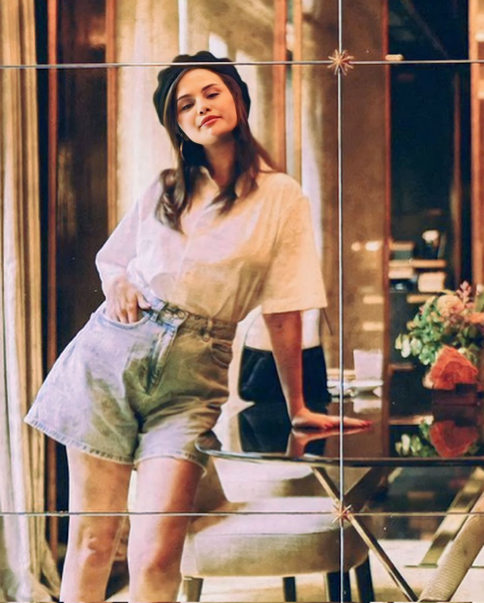 selenadailybr's tweet image. Novas fotos de Selena durante sua passagem por Paris.