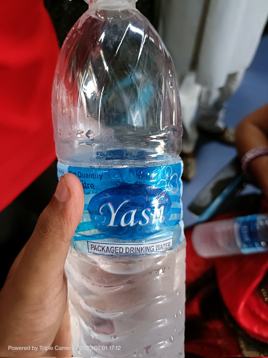 Vmbtp05's tweet photo. I am travelling by train(22988). Irctc sales guys selling water bottles above MRP(selling at 20, MRP is 15) and that too is a local brand. I request authorities to take action asap.INR 5 over per bottle is a big scam.
@IRCTCofficial @RailMinIndia @AshwiniVaishnaw https://t.co/82MkG778NS