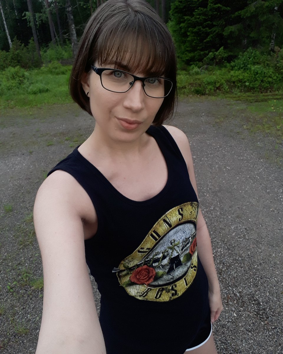 annefinn88's tweet photo. It's July and that means autumn is coming. I can't wait for fall! I love fall! Fall is my favorite season so... #towardsautumn #autumniscoming #autumnperson #kohtisyksyä #finland #july #heinäkuu #kesä2023 #summer2023 #Saturday #lauantai #viikonloppu #weekend https://t.co/RYMQmhNSLZ