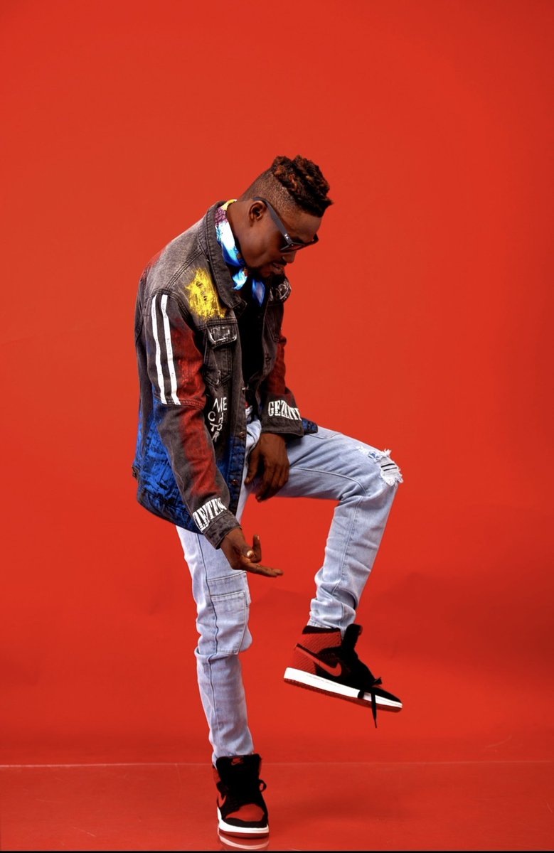 Otopey's tweet photo. HAPPY NEW MONTH 1st July is a blessing month
AM STILL ON IT DROPPING NEW SONG SOON
#noturningback #OUTNOW #ARTISTICLEVELS
Otopey #noturningback ft @NBEEMUSIC
@Starrexx_
Out on https://t.co/jtv54cWaQ3 now and all platforms
https://t.co/HHvQRJEDGM
https://t.co/StetQ4Cd3i https://t.co/anDCuzjK9m