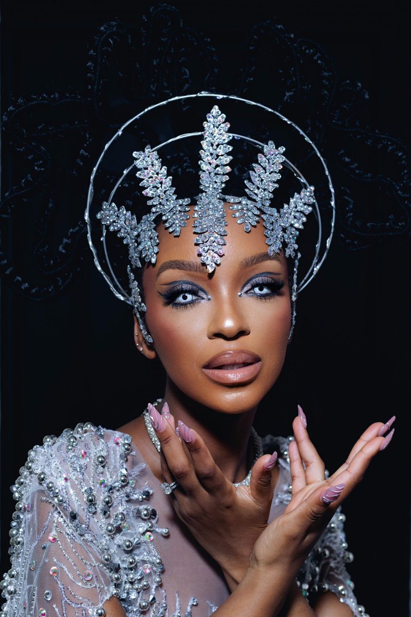 Sneak Peak..Allow my gown to light up this world. More to come💎🥶

Gown: @keys_fashion 

#OutOfThisWorld Hollywood Bets Durban July
#HDJ2023 #RoadtoHDJ2023 #OutofThisWorldZA #DurbanJuly