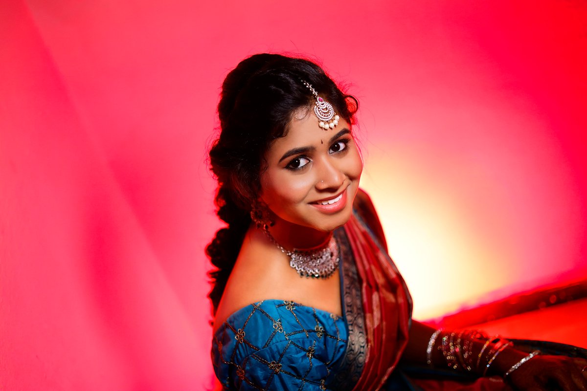 AnilVisuals's tweet photo. "The most beautiful part on a women life is her smile"🥰
*
*
*
*
*
*
*
*
*
*
*
*
*
*
*
*
*
#engagementphotoshoot #outdoorcoupleshoot #preweddingphotography #anilvisuals #trendingphotoshoot #cinematicphotoshoot📸 #weddingphotography #postweddingphotoshoot #latestpostinista https://t.co/91hK1mdryw