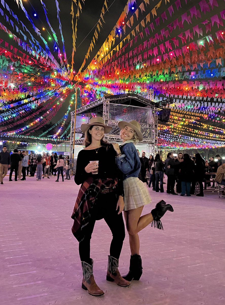 mina winkel tweet media