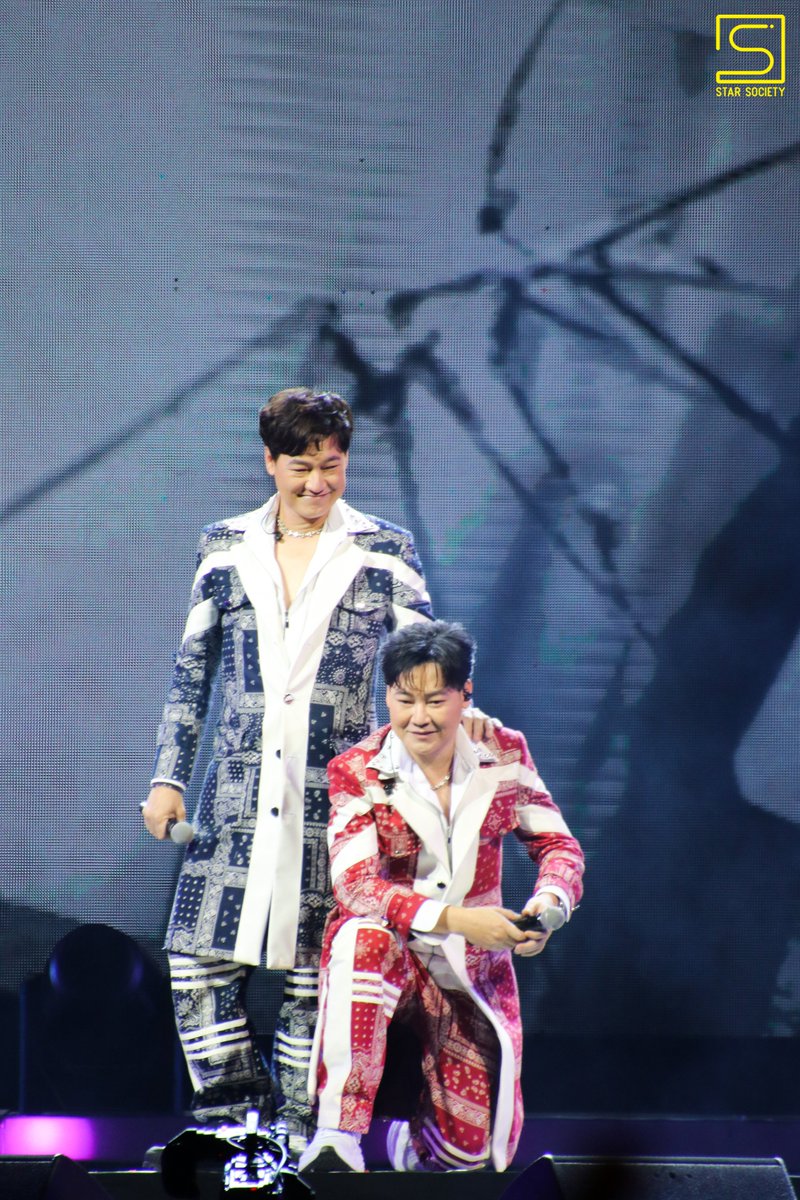 STARSOCIETY_TH's tweet photo. 'ฝันดี-ฝันเด่น' แฝดในตำนานของ 'คีตา'
#โตมากับทุกค่ายเพลง
#THETIMEMACHINECONCERT
#มาม่าpresentsTHETIMEMACHINECONCERT https://t.co/mf8Ncaip56