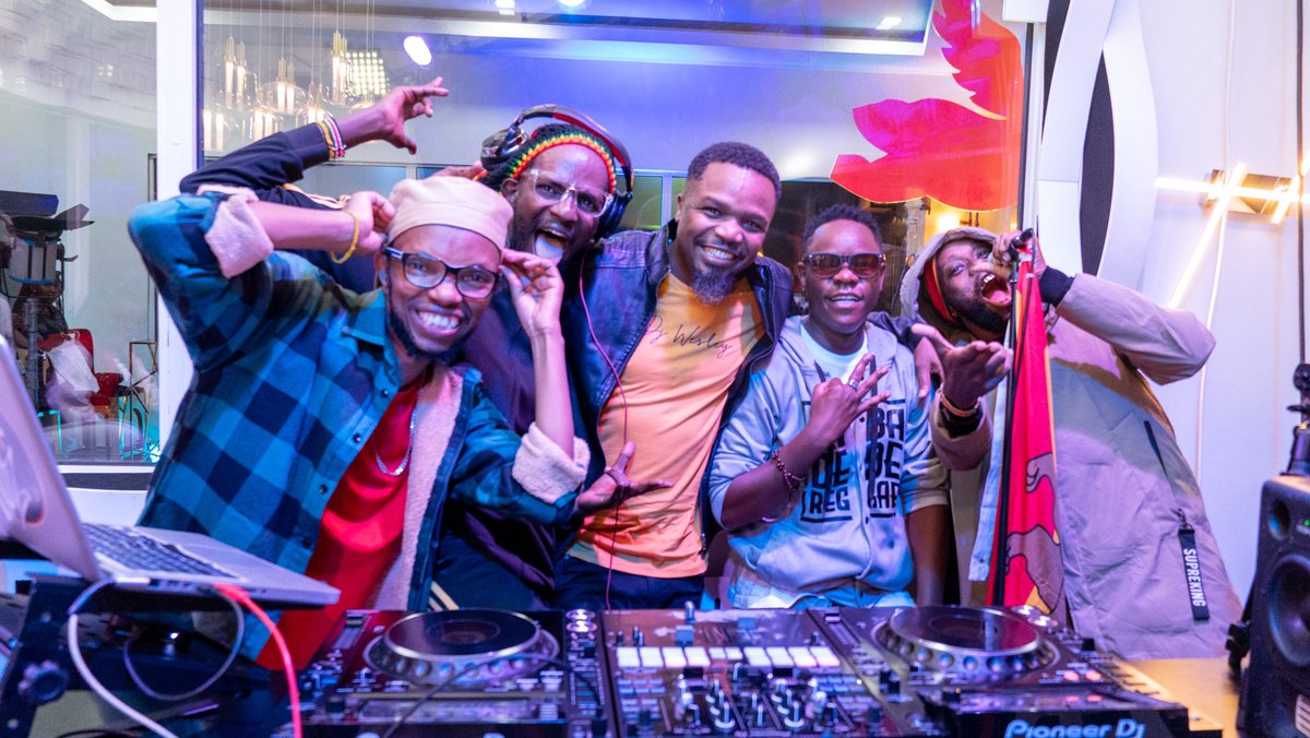 NRG Radio Kenya (@nrgradiokenya) on Twitter photo Gurumisha hashtag 🇯🇲🔥🔥 Leo ni kumotoo🔥🔥 <a href="/mcfullstop/">John Maina</a> <a href="/McTeargas/">BABA DEDE</a> <a href="/talldjsmash/">TallDjSmash</a> <a href="/SupaHeroDjNavel/">SupaHero Dj Navel</a>
#Reggaboyzonnrg
#Reggaedayonnrg
#Nrgradioke Gurumisha hashtag 🇯🇲🔥🔥 Leo ni kumotoo🔥🔥 <a href="/mcfullstop/">John Maina</a> <a href="/McTeargas/">BABA DEDE</a> <a href="/talldjsmash/">TallDjSmash</a> <a href="/SupaHeroDjNavel/">SupaHero Dj Navel</a>
#Reggaboyzonnrg
#Reggaedayonnrg
#Nrgradioke