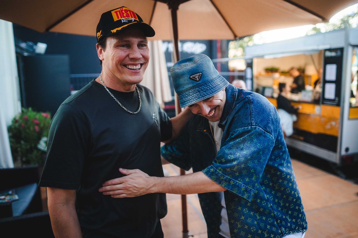 With <a href="/tiesto/">Tiësto</a> 🙌🏻