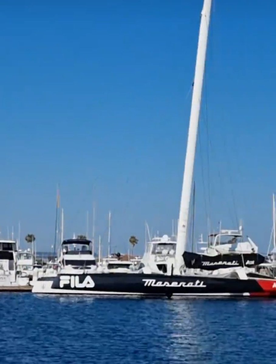 UltimBoat's tweet photo. #Ultime #MOD70 #Multi70 #Départ #TranspacRace
Orion et Maserati ont quitté leur ponton direction la ligne de départ de la @TranspacRace . Départ dans un peu moins de 2 h. https://t.co/2k9kNVHOn2