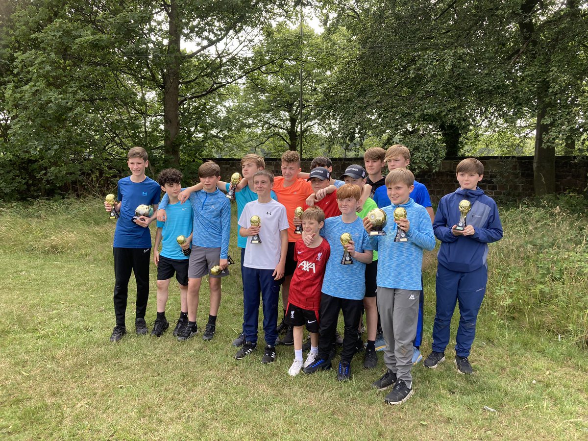 LisaCusacklisa's tweet photo. Great day @WDynamoU13s presentation day, thank you to his coaches and everyone involved for making it a fantastic season. Joe is very proud to receive managers player of the season and also players player of the season trophies 🏆🏆thank you Paul 🙏🏻🙌🏼 https://t.co/Nkac4VfDjA