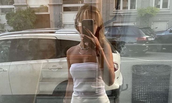 furthermuse's tweet photo. out in the city https://t.co/hcfl8u3cJN