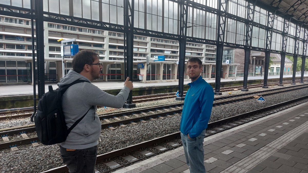 Bollenman tweet media