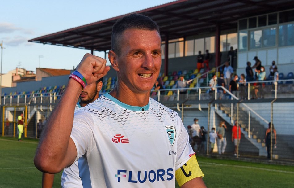 EmersonRBorges's tweet photo. Grazie @olbiacalcio 🤍🏳️ https://t.co/9Em1xyOFT2