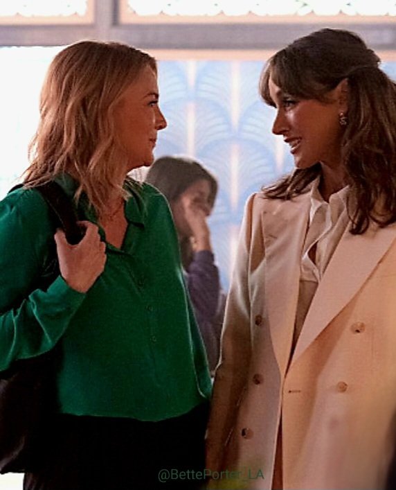 𝑾𝒉𝒆𝒏 𝒚𝒐𝒖 𝒔𝒎𝒊𝒍𝒆
𝒔𝒐 𝒕𝒆𝒏𝒅𝒆𝒓𝒍𝒚
𝑾𝒉𝒆𝒏 𝒚𝒐𝒖𝒓 𝒍𝒐𝒗𝒆 𝒃𝒍𝒊𝒔𝒔𝒇𝒖𝒍𝒍𝒚
𝒔𝒉𝒊𝒏𝒆𝒔 𝒕𝒉𝒓𝒐𝒖𝒈𝒉
𝑷𝒖𝒓𝒆 𝒉𝒂𝒑𝒑𝒊𝒏𝒆𝒔𝒔 𝒊𝒔 𝒃𝒆𝒔𝒕𝒐𝒘𝒆𝒅 
𝒐𝒏 𝒎𝒆.

Happy weekend, ❤️ B.

#thelword #BettePorter #TinaKennard #Tibette #love