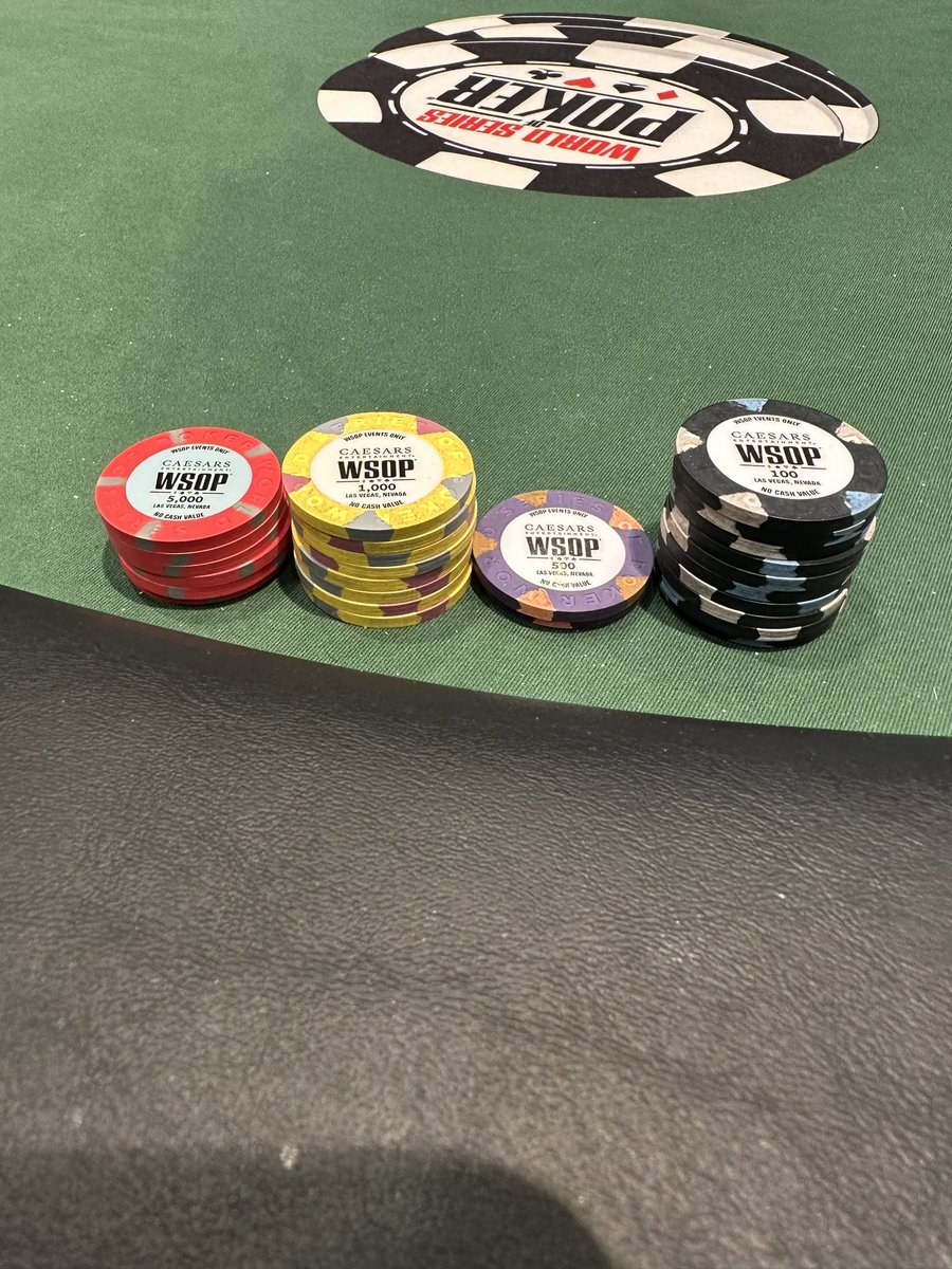 spqrad's tweet photo. $400 Colossus at WSOP in Vegas...over 12K players so far...! LFG!!! Will update if stackin! https://t.co/O4qUJR1hiE