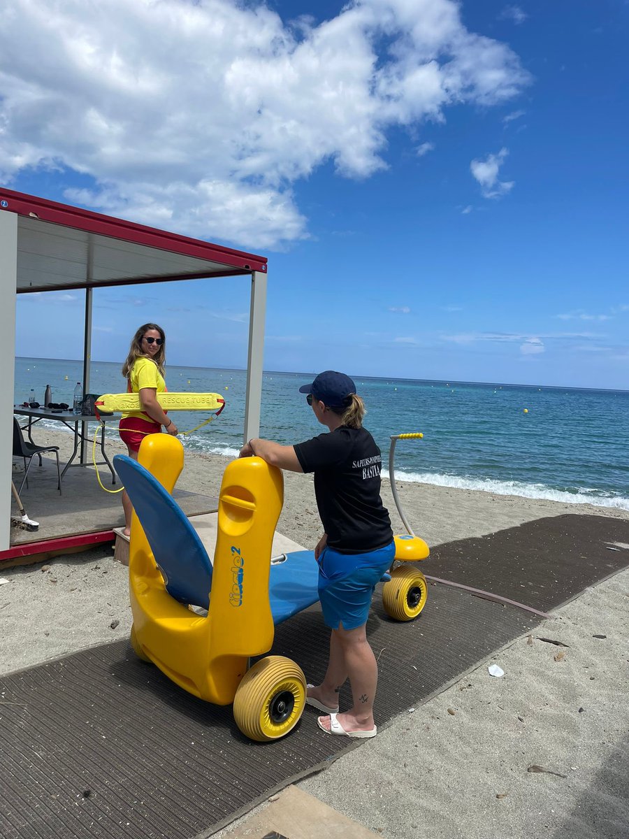 sis_2b's tweet photo. C’est parti pour une nouvelle saison de surveillance des plages pour le SIS 2B. A compter d’aujourd’hui ce sont 14 postes de secours qui sont armés tous les jours jusqu’à fin Août. Merci aux communes et communauté des communes qui nous font confiance pour assurer cette mission. https://t.co/hV4HGdpYCq