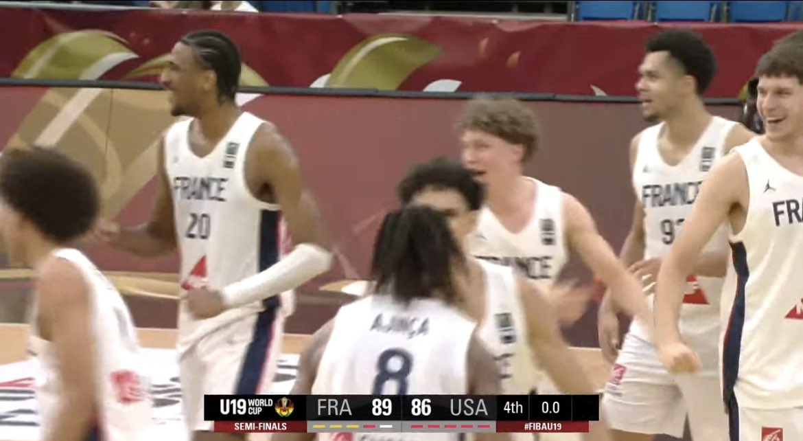 SCORE FINAL : 89-86 !!

L’Équipe de France U19 sort TEAM USA en demi-finale du mondial !! 😍😍😍

ILS SONT EXTRA CES GARÇONS !! ALLEZ LES BOYS !!