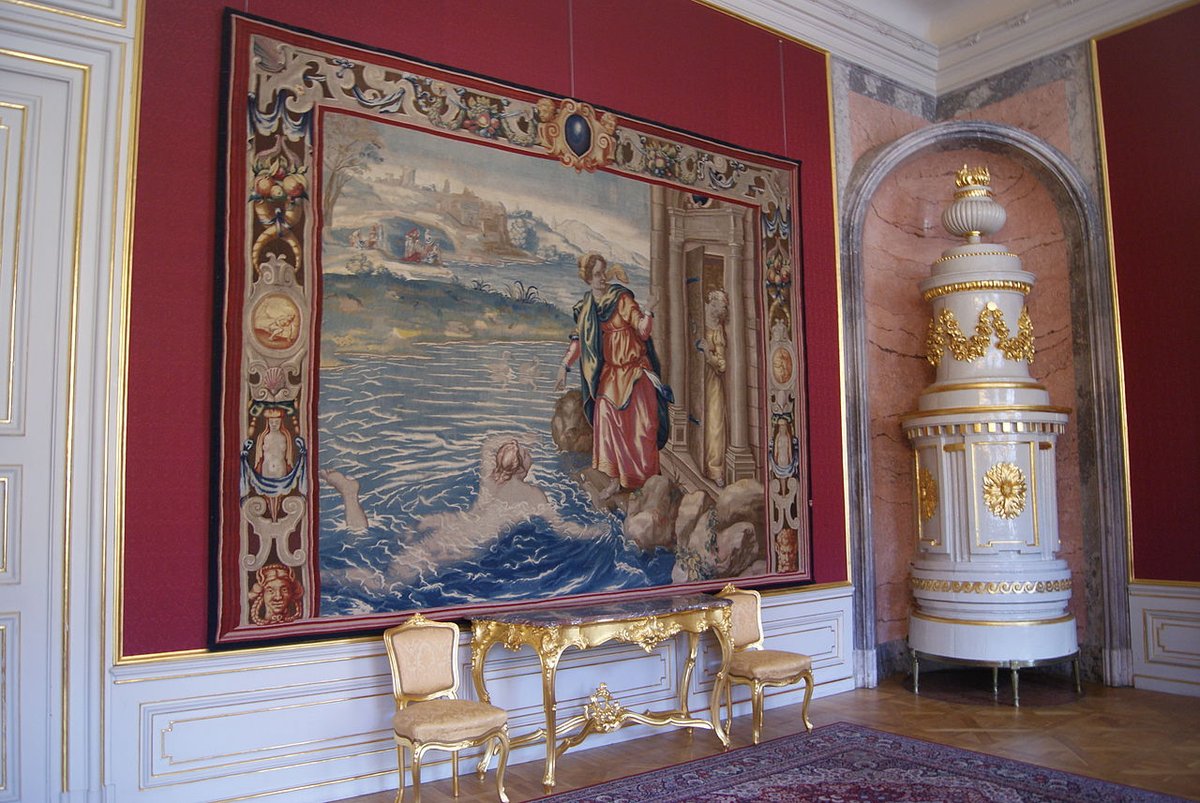 emswifthook's tweet photo. @17thCenturyLady @Historylecturer @ElizStJohn @cheapsellotape @MuseumCromwell @RestorationHat @reynoldsauthor @SueCooperBridge A #StuartsSaturday shout-out for the artisans of the Royal Mortlake Tapestry Works 1619-1704.
In particular director Phillips de Maecht and designer Francis Cleyn.
Their work was some of the finest in Europe.
(Hero & Leander, Primate's Palace, Bratislava, Wikimedia)
#KeepItStuart https://t.co/ySr4clUzPB