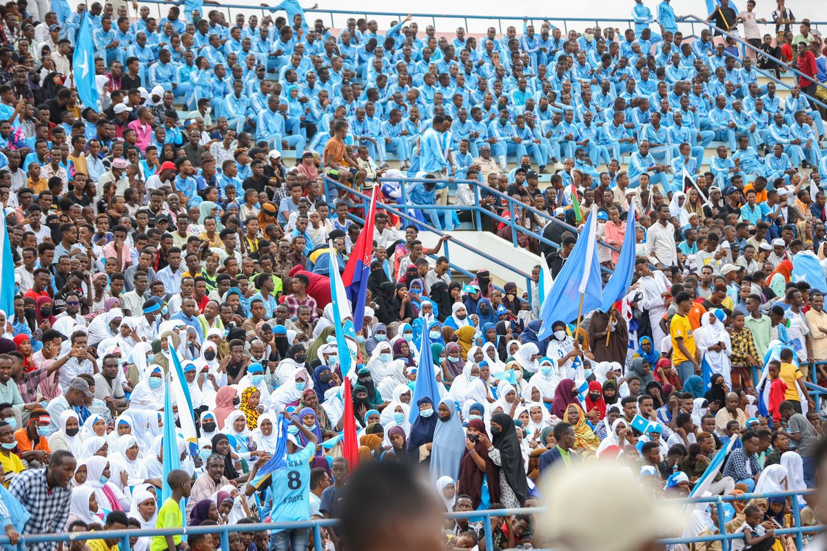 AbdikarinIsseA's tweet photo. There is no wall between the president and his people, today's monument and Mogadishu Stadium💙.
Xurmadle Dr. @HassanSMohamud 🇸🇴❤️.
#Somalia #Mogadishu #1luulyo #26jun23 https://t.co/AGMPr3Spzg