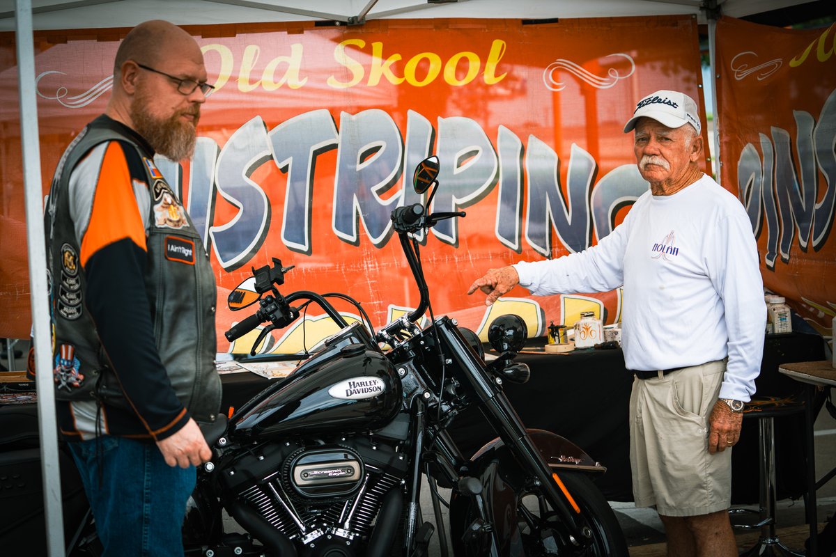 AEHD_KickAss's tweet photo. Make sure to see Nolan for some kick-ass Old Skool Pinstriping while you’re in today!! 🎨 🖌️
#harley #aeharley #harleydavidson #bike #bikelife #bikeweek #hd #webuildriders #motorcycle #motorcycles #motorcyclelife #motorcycleindustry #motorbike #motor #ride #letsride #hdcertified https://t.co/0BCdjJhv5L