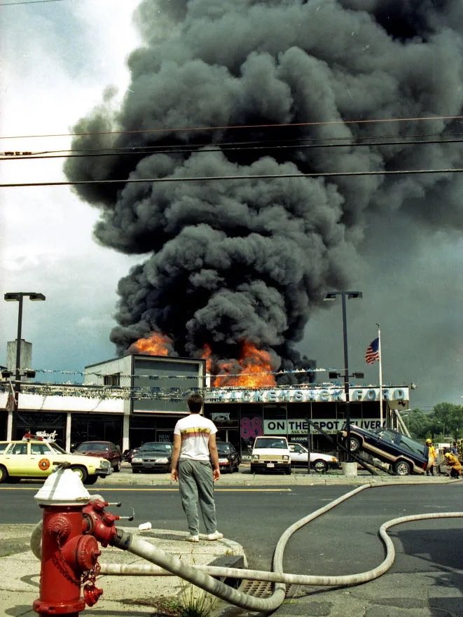 BillyGoldfeder's tweet photo. REMEMBERING THE 5 Firefighters who died in the Line of Duty July 1, 1988 the Hackensack Ford Fire. Captain Richard Williams, Lt Richard Reinhagen, FF’s Steven Ennis, William Kresja &amp; Leonard Radumski VIDEO: https://t.co/dMQbWPa0gE @HackensackFDNJ @IAFC_SHS #firefighters #RIP https://t.co/vBWG1AdlKC