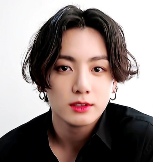 WORLDMUSICAWARD's tweet photo. Korean actress and model #HanSoHee will star in #Jungkook’s new video for his highly anticipated debut solo single #Seven, out July 14 at 1pm KST!👏🌟👨‍🎤🎥🎶7️⃣💥7️⃣/1️⃣4️⃣🕐🇰🇷❤️‍🔥👑💜 https://t.co/9gc2KHx36d