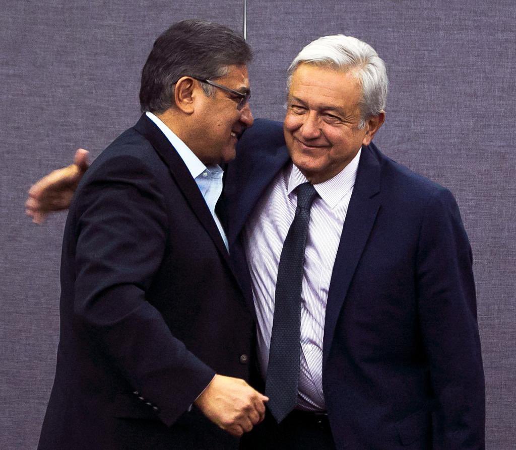 JRMSNTE's tweet photo. El #SNTE y su Srio. Gral. Mtro., Alfonso Cepeda Salas reconocen al Presidente @lopezobrador_ 🇲🇽 en el 5º año de su triunfo histórico por cumplir su palabra 👉dar certeza laboral y mejorar las condiciones de vida del magisterio 👩‍🏫👨‍🏫

Pronunciamiento 👇
https://t.co/D0zMweLRVO https://t.co/RIu6VCz9MZ