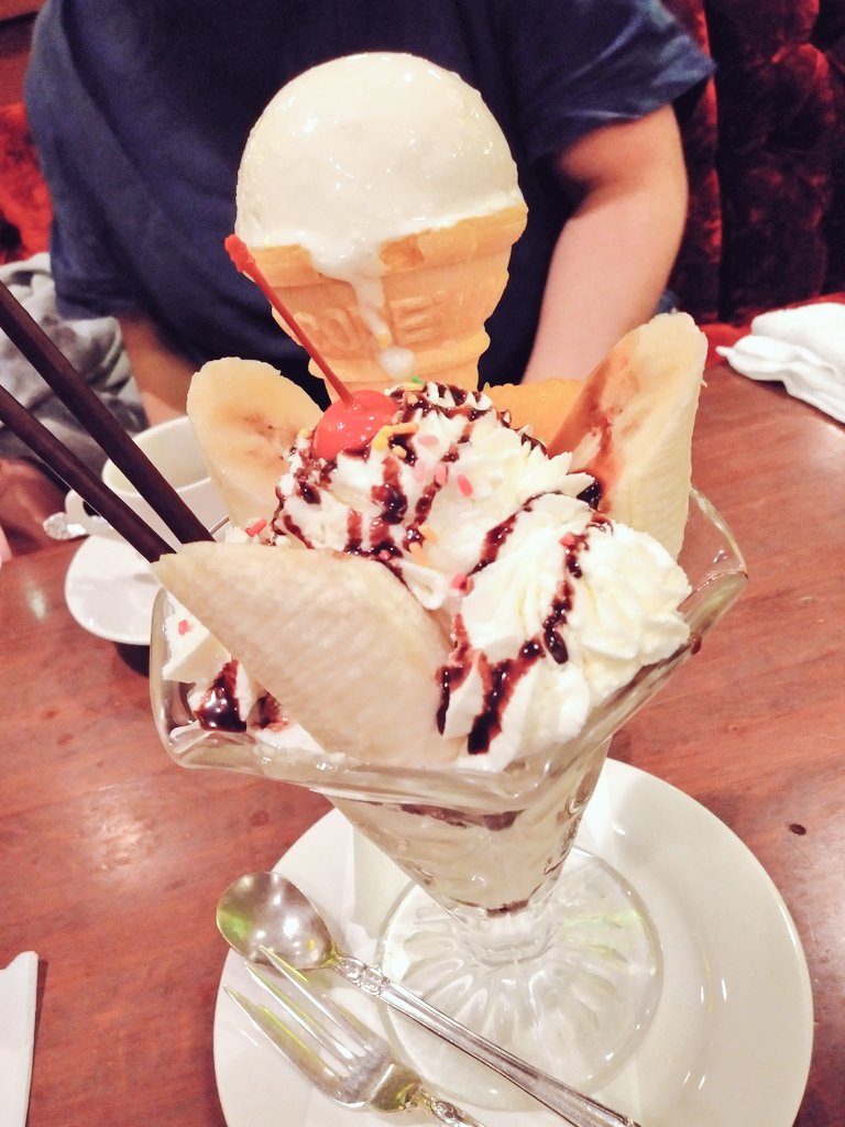 パフェ✨✨✨✨ https://t.co/UGITqYqFKx