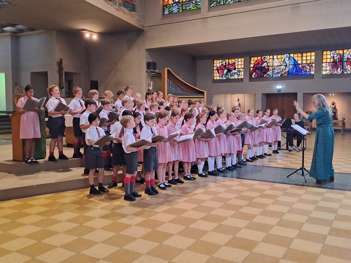 MusicNewland's tweet photo. Thank you Brussels for an amazing four days!
#newlandhouseonchoirtour
#thechildrensangtheirheartsout
#choirtour2023 https://t.co/96ZmzxegpS
